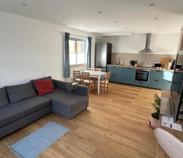 Birkweiler Apartment | Ferienwohnung am Kastanienbusch