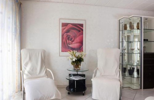 Salem Apartment | Ferienwohnung am Schlosssee