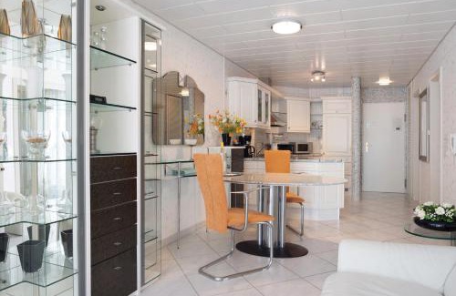 Salem Apartment | Ferienwohnung am Schlosssee
