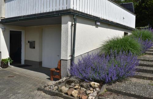 Sugenheim Apartment | Ferienwohnung Am Steigerwaldrand
