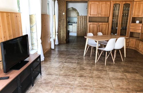 Niederpoyritz Apartment | Ferienwohnung/app. für 2 Gäste mit 50m² in Dresden