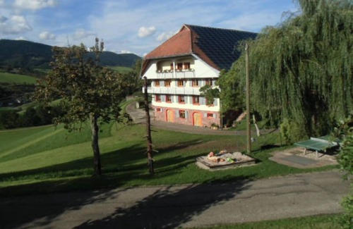 Oberharmersbach Apartment | Ferienwohnung B, 75qm, 2 Schlafzimmer, max. 4 Personen