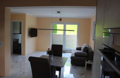 Mauer Apartment | Ferienwohnung bei Heidelberg