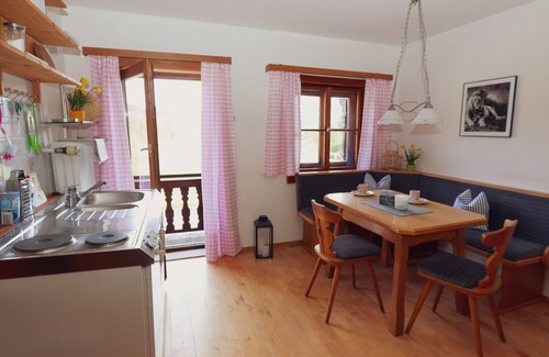 Oberaudorf Apartment | Ferienwohnung Bergblick