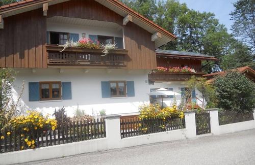 Bad Feilnbach Apartment | Ferienwohnung bis 2 Personen, 40 qm, OG mit Balkon