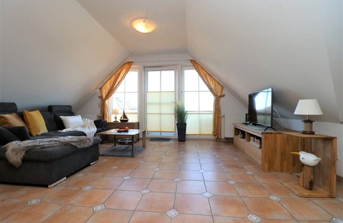 Ostseebad Wustrow Apartment | Ferienwohnung mit Balkon und Ostseeblick Direkt Hinter der Düne