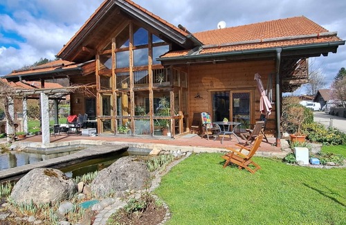 Prien am Chiemsee Apartment | Ferienwohnung mit Sep. Schlafräumen, Terrasse, 46qm