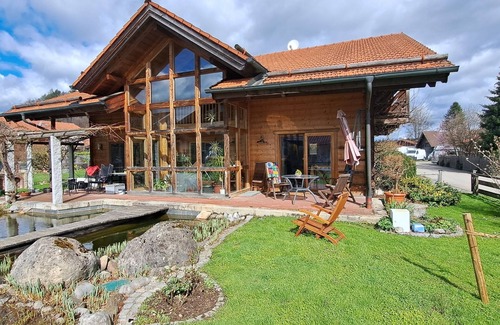 Prien am Chiemsee Apartment | Ferienwohnung mit Sep. Schlafräumen, Terrasse, 46qm