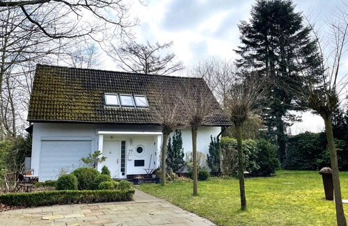 Sahlenburg Apartment | Ferienwohnung für 4 Personen, Liebevoll Gestaltet, mit Schöner Terrasse - Haus Wexler