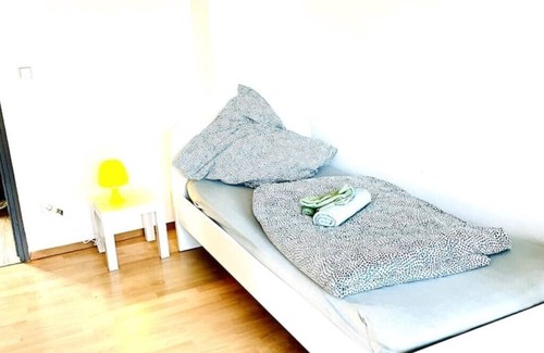 Mitte Apartment | Ferienwohnung für 4P mit Balkon