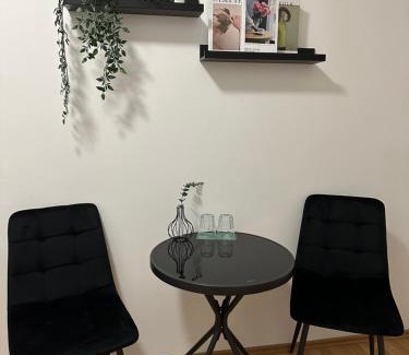 Bitterfeld Apartment | Ferienwohnung Flaming House 2
