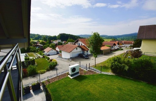 Bischofsmais Apartment | Ferienwohnung Geißkopf im Obergeschoss mit Balkon