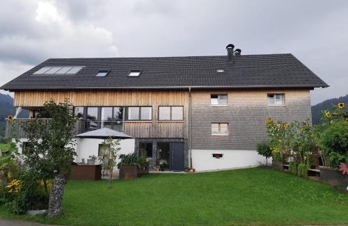 Hittisau Apartment | Ferienwohnung Gmeiner