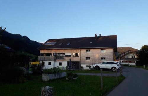 Hittisau Apartment | Ferienwohnung Gmeiner