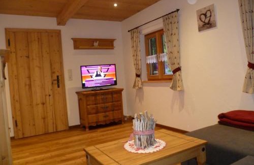 Ruhpolding Apartment | Ferienwohnung Grabenhäusl inkl. Chiemgaukarte