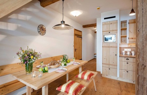 Hoslwang Apartment | Ferienwohnung "Heuboden", 100 qm Obergeschoss, 2 separate Schlafzimmer