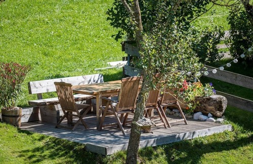 Kolsassberg Apartment | Ferienwohnung Hirzerblick - Floachhof