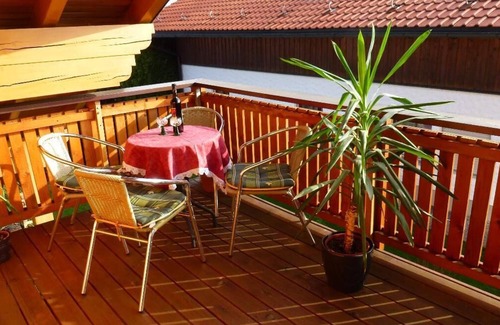 Freyung Apartment | Ferienwohnung im 1. Stock mit 2 Schlafzimmern und Wlan