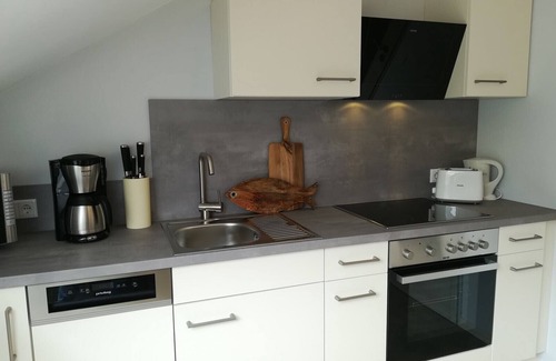 Wiemeringhausen Apartment | Ferienwohnung im dachgeschoss, 1 schlafraum, max. 2 personen