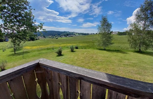 Riedlhutte Apartment | Ferienwohnung im Landhausstil mit Balkon