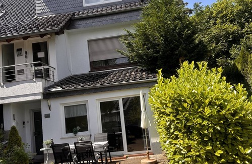 Ronsdorf Apartment | Ferienwohnung im Wunderschönen Wuppertal-ronsdorf Nordrhein-westfalen Nähe Messe