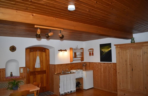 Kiefersfelden Apartment | Ferienwohnung "In der Stube" (28qm)