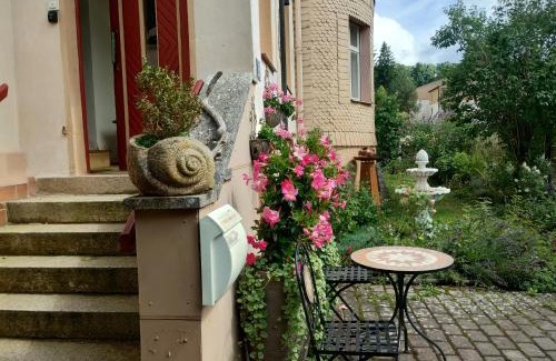 Bad Steben Apartment | Ferienwohnung in der Kunst und Kultur Villa Bad Steben