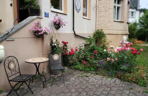 Bad Steben Apartment | Ferienwohnung in der Kunst und Kultur Villa Bad Steben