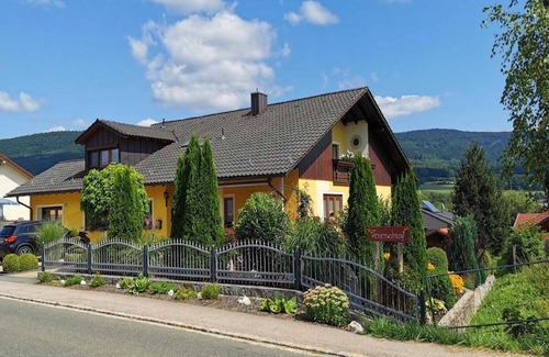 Gleissenberg Apartment | Ferienwohnung in einem Kurort in Waldnähe