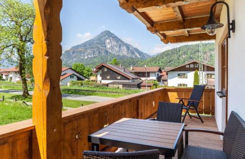 Farchant Apartment | Ferienwohnung Johanni