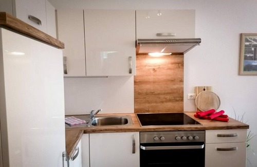 Zutzen Apartment | Ferienwohnung Kirsche - On the fruit tree