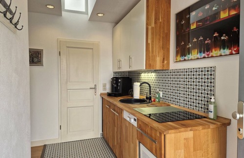 Kotzschenbroda Apartment | Ferienwohnung Kneipenviertel Altkötzschenbroda - Studio
