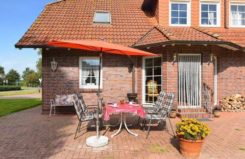Dunum Apartment | Ferienwohnung Kornblume - Ferienwohnungen Kornblume und Löwenzahn im Haus Sassenhof