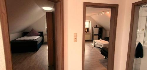 Leezdorf Apartment | Ferienwohnung Lütje Moew - Dachterrasse und ruhige Lage