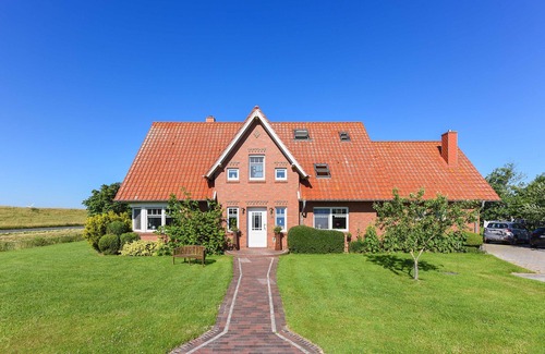 Wangerland Apartment | Ferienwohnung Leuchtturm - Ferienhof Heinen in Elisabethgroden