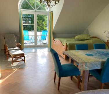 Traunstein Apartment | Ferienwohnung Lichtgalerie