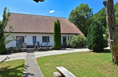 Bad Wildungen Apartment | Ferienwohnung mit eigener Terrasse in Hüddingen