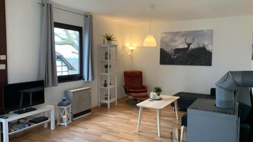 Feriendorf Frankenau Apartment | Ferienwohnung Mimo direkt am Waldrand
