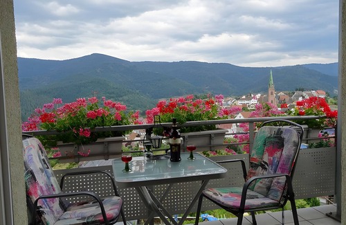 Forbach Apartment | Ferienwohnung mit 100qm, 3 Schlafräume, max. 6 Personen