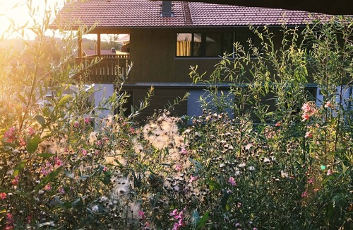 Grainbach Apartment | Ferienwohnung mit 2 Schlafzimmern für bis zu 5 Personen, 150qm mit Balkon