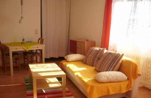 Horben Apartment | Ferienwohnung mit 35 qm, Souterrain, kombinierter Wohn-Schlafbereich, für maximal 2 Personen