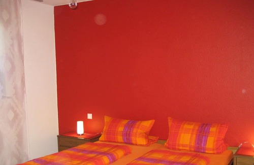 Altenheim Apartment | Ferienwohnung mit ca. 63qm, 1 Schlafzimmer, 1 Wohn-/Schlafzimmer, für maximal 3 Personen