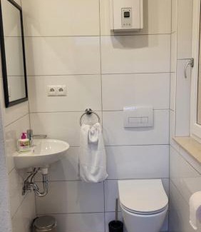 Munstermaifeld Apartment | Ferienwohnung mit Sauna und Balkon