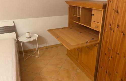 Hollenbach Apartment | Ferienwohnung mit Küche und Bad