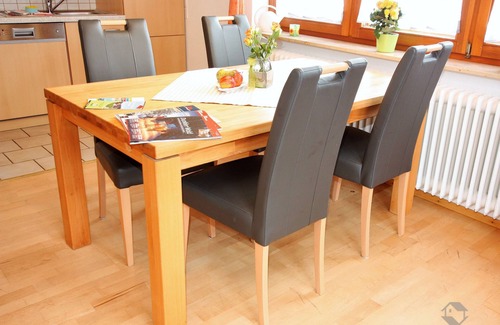 Sankt Maergen Apartment | Ferienwohnung Rose, 40qm, 1 Schlafzimmer, max. 4 Personen
