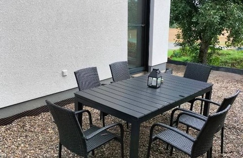 Ebensfeld Apartment | Ferienwohnung Rote Leite, Schöne Fewo mit Moderner Einrichtung in Ruhiger Lage