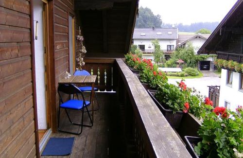 Meisham Apartment | Ferienwohnung Schartner