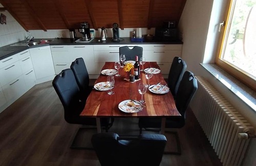 Rheinhausen Apartment | Ferienwohnung Schwörer bis 7 Personen