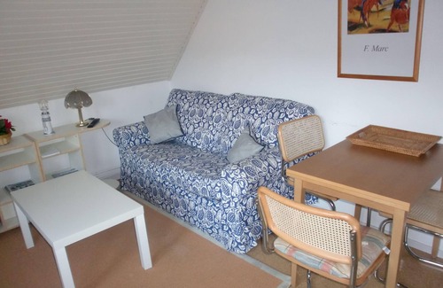 Lemkenhafen Apartment | Ferienwohnung "Schwalbennest"