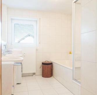 Langenargen Apartment | Ferienwohnung Schwedi